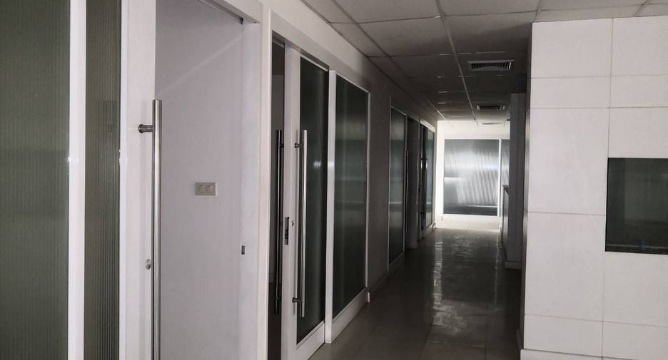 Oficina en venta en Yan Nawa, Bangkok