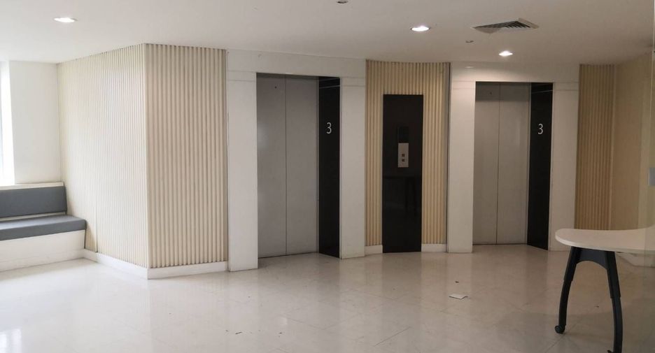 Oficina en venta en Yan Nawa, Bangkok