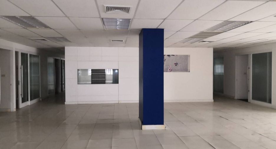 Oficina en venta en Yan Nawa, Bangkok