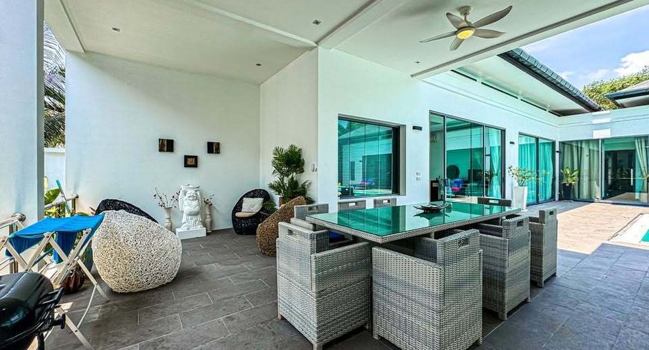 Villa zum Kauf mit 4 Zimmer in Mueang Phuket, Phuket