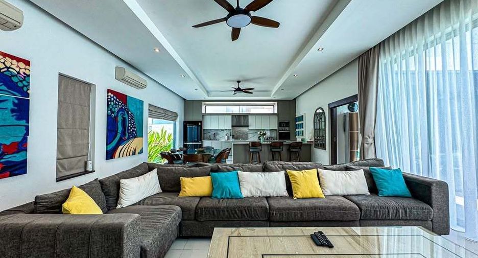 Villa zum Kauf mit 4 Zimmer in Mueang Phuket, Phuket