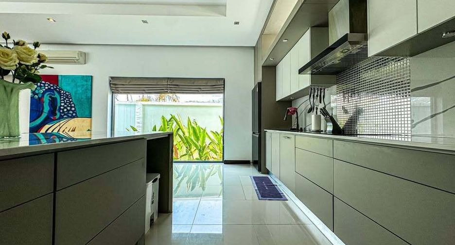 Villa zum Kauf mit 4 Zimmer in Mueang Phuket, Phuket