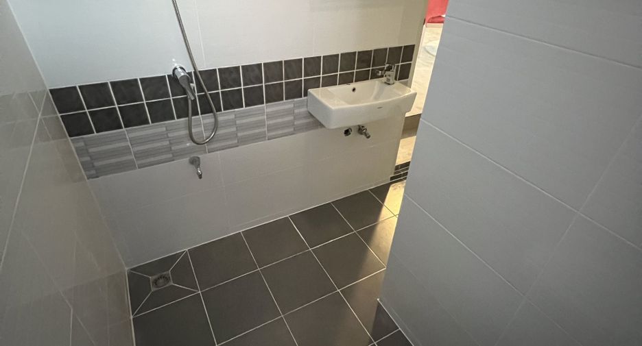 For sale 3 bedrooms townhouse in Bang Phli, Samut Prakan