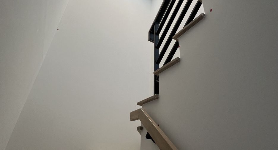 For sale 3 bedrooms townhouse in Bang Phli, Samut Prakan