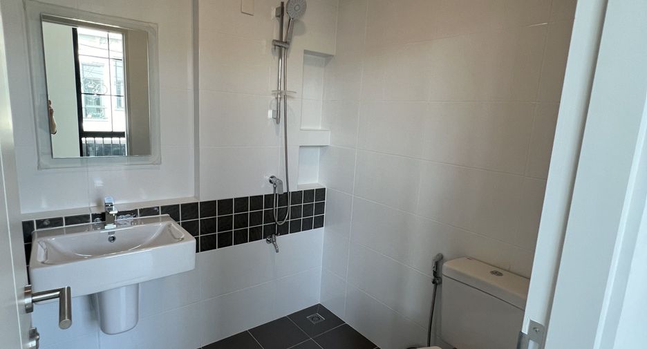 For sale 3 bedrooms townhouse in Bang Phli, Samut Prakan