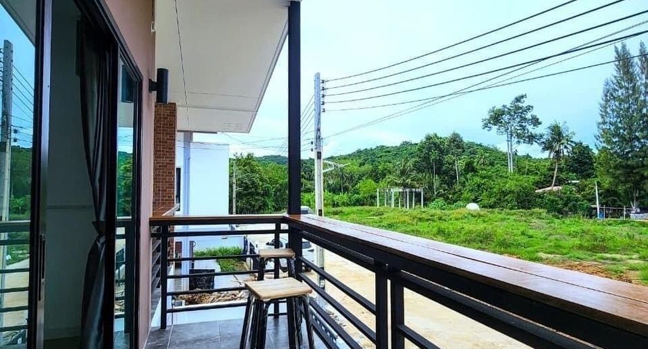For rent 3 bedrooms villa in Sattahip, Chonburi
