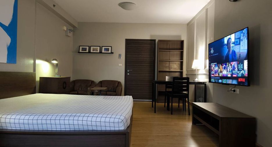 For rent 1 bed condo in Watthana, Bangkok