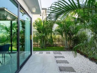 For sale 5 bedrooms villa in Bang Lamung, Chonburi