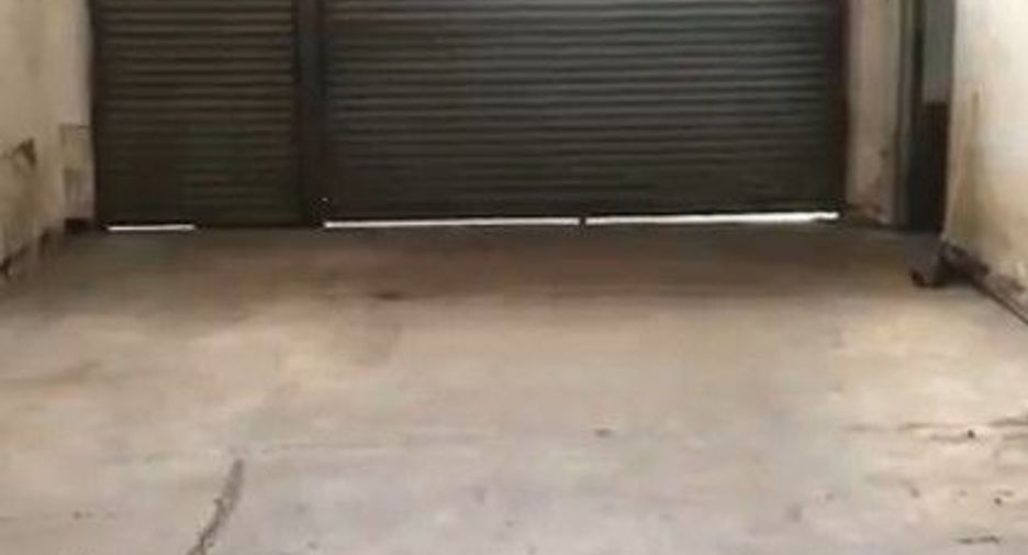 For rent retail Space in Bangkok Noi, Bangkok