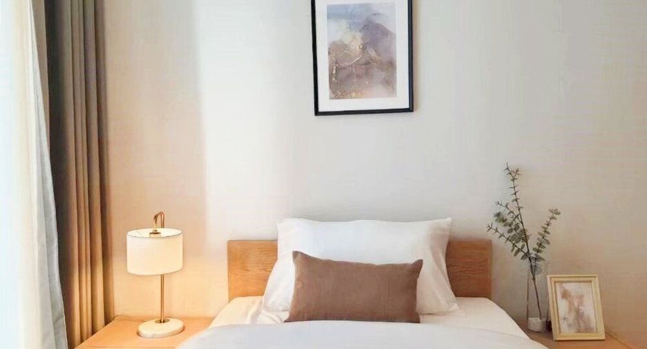 For rent 2 bedrooms condo in Khlong Toei, Bangkok