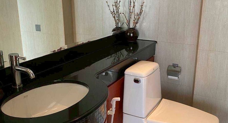 Condo en alquiler de 2 habitaciones en Sathon, Bangkok