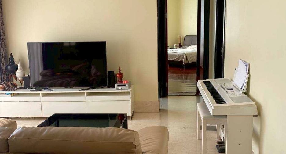 Condo en alquiler de 2 habitaciones en Sathon, Bangkok