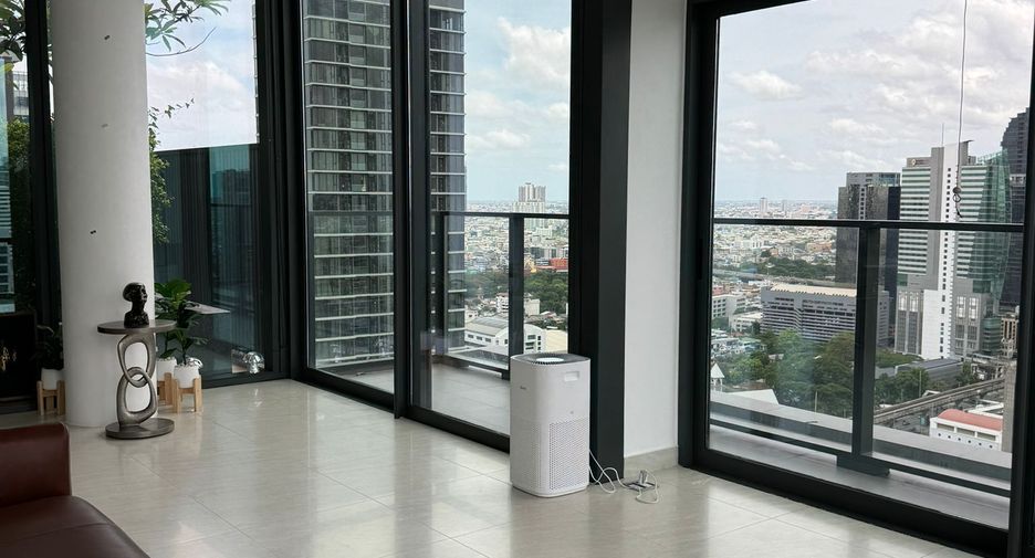 For sale 2 bedrooms condo in Sathon, Bangkok