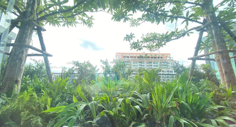 For sale 2 bedrooms condo in Sathon, Bangkok