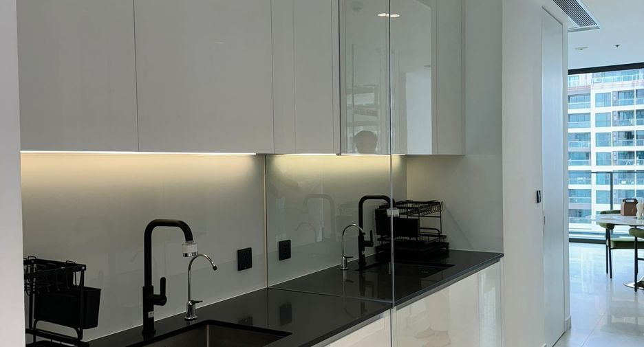 For sale 2 bedrooms condo in Sathon, Bangkok