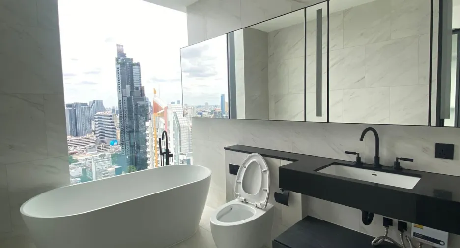 For sale 2 bedrooms condo in Sathon, Bangkok