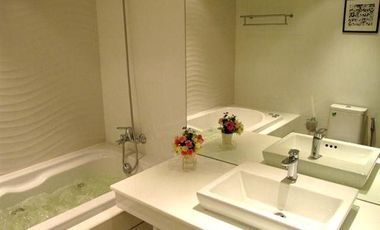 Condo en alquiler de 2 habitaciones en Khlong Toei, Bangkok