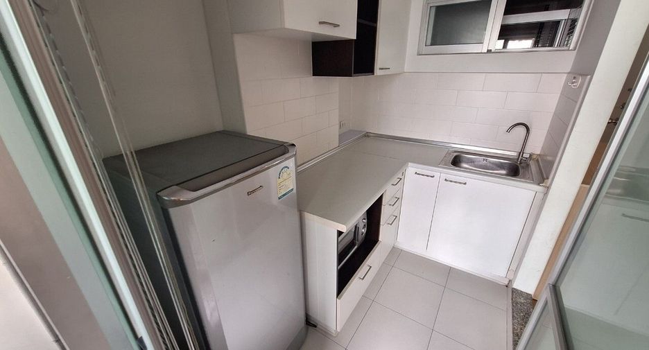 For sale 1 bed condo in Bang Khen, Bangkok