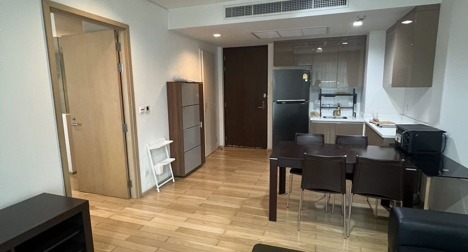 For rent 1 bed condo in Khlong Toei, Bangkok