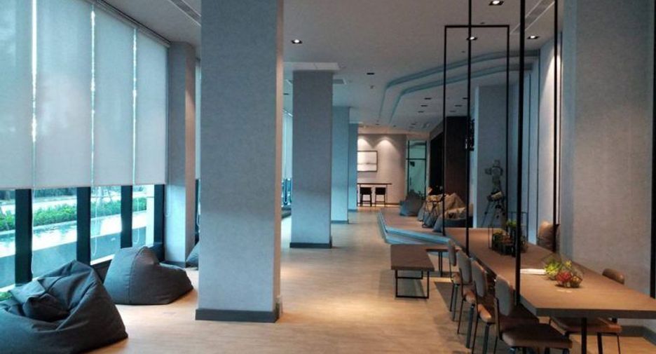 For sale 1 bed condo in Mueang Samut Prakan, Samut Prakan