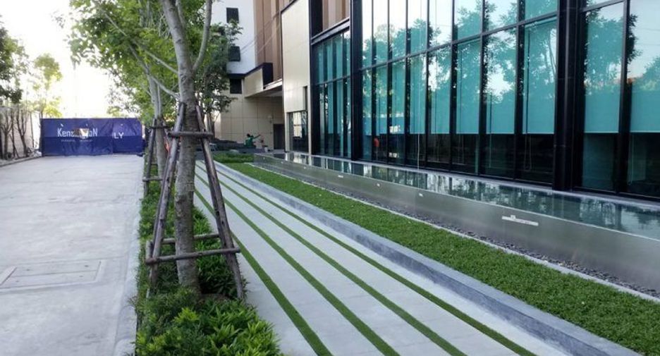 For sale 1 bed condo in Mueang Samut Prakan, Samut Prakan