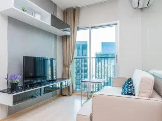 For rent 1 bed condo in Huai Khwang, Bangkok