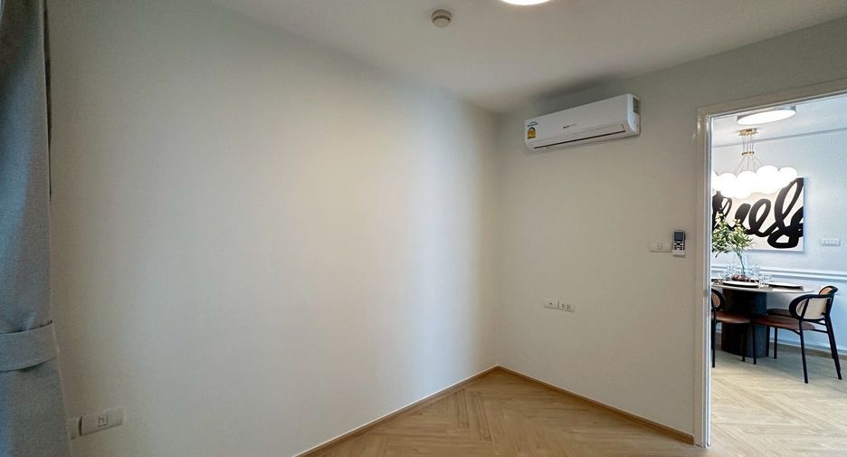 For rent 2 bedrooms condo in Phaya Thai, Bangkok
