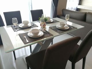 For sale そして for rent 2 ベッドルーム condo in Si Racha, Chonburi