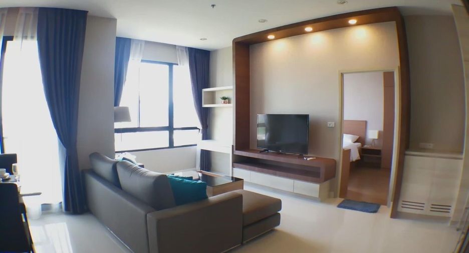 For sale そして for rent 2 ベッドルーム condo in Si Racha, Chonburi