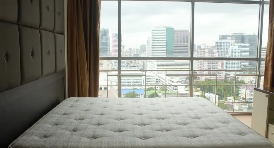 For rent 2 bedrooms condo in Sathon, Bangkok