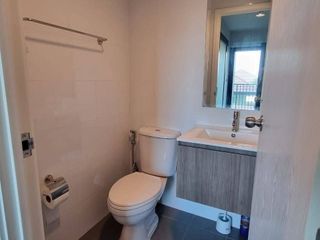 For sale 1 bed condo in Wang Thonglang, Bangkok
