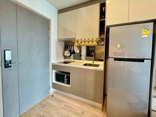 Wohnung zur Miete mit 1 Zimmer in Huai Khwang, Bangkok