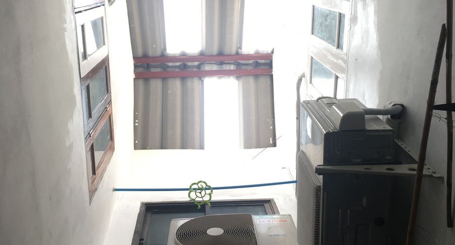 For sale 3 bedrooms townhouse in Bang Phli, Samut Prakan