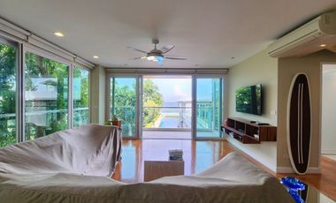 Condo en venta de 4 habitaciones 
