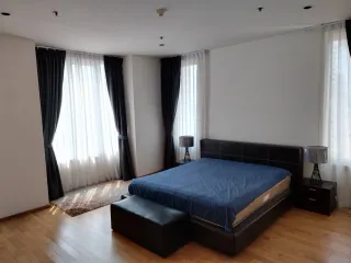 For rent 2 bedrooms condo in Sathon, Bangkok