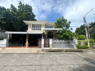出售 4 卧室 独立屋 在 Mueang Samut Prakan, Samut Prakan
