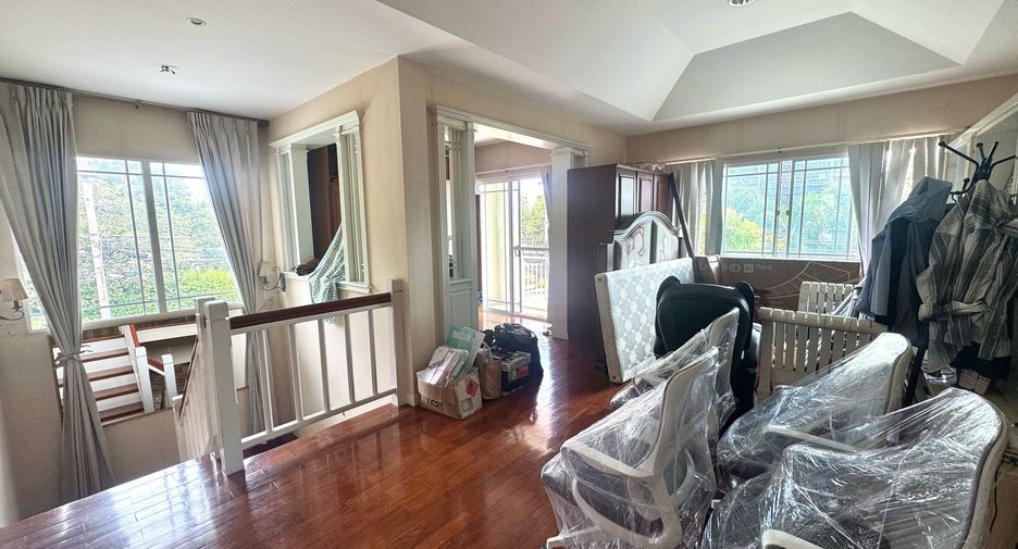For sale 4 bedrooms house in Mueang Samut Prakan, Samut Prakan
