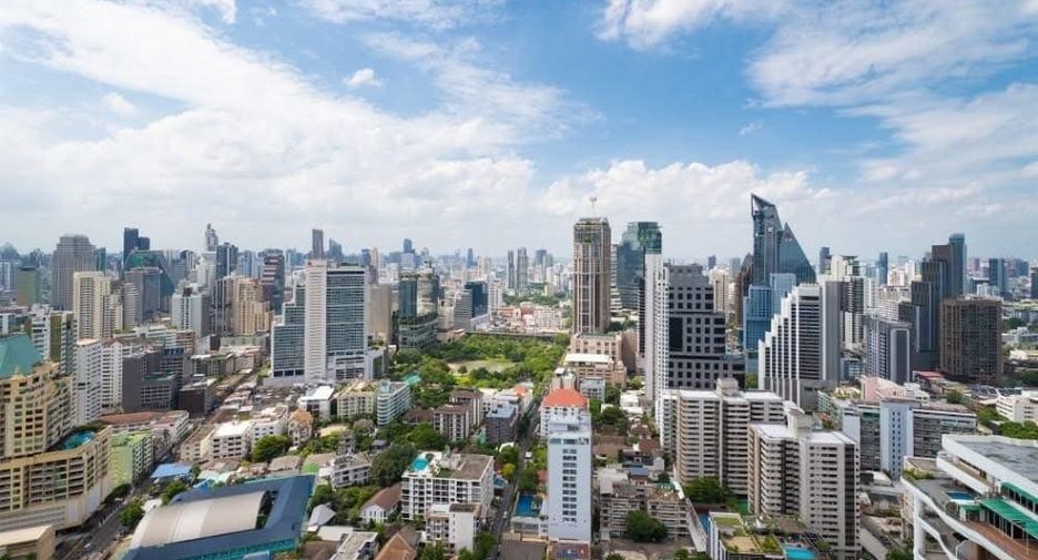 For rent and for sale 1 bed condo in Khlong Toei, Bangkok
