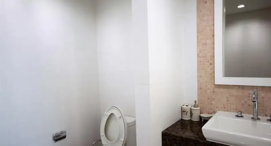 For sale 2 ベッドルーム condo in Cha Am, Phetchaburi