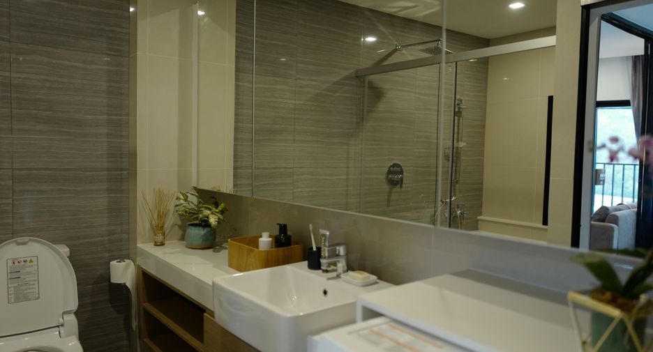 For sale studio condo in Si Racha, Chonburi