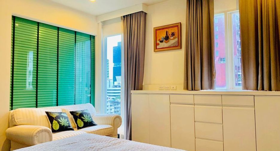 For rent 2 bedrooms condo in Pathum Wan, Bangkok