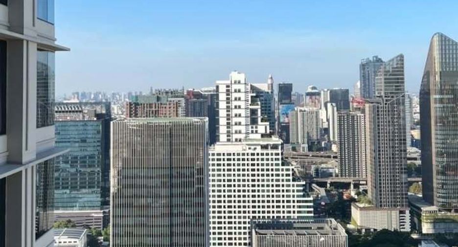For rent 1 bed condo in Watthana, Bangkok