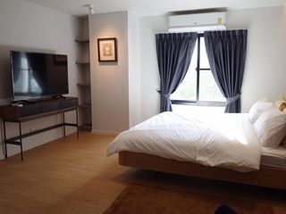 For rent 4 bedrooms condo in Watthana, Bangkok