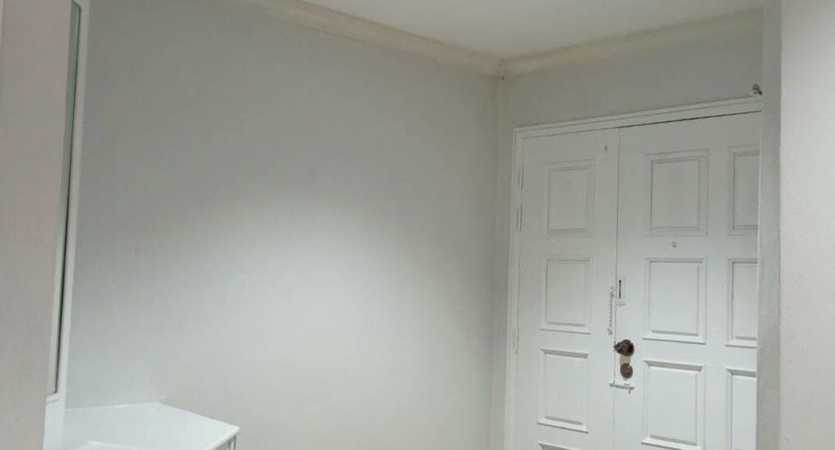 À vendre et à louer 3 chambres condo à Watthana, Bangkok