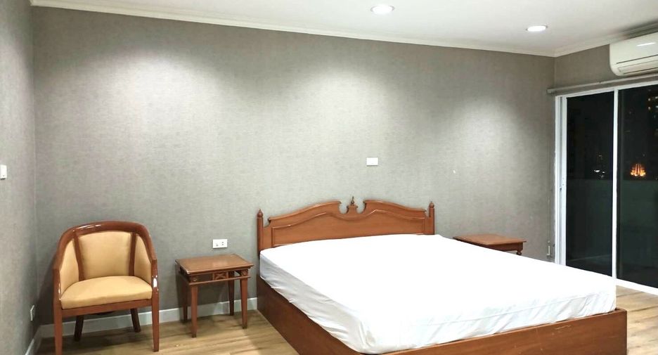 À vendre et à louer 3 chambres condo à Watthana, Bangkok