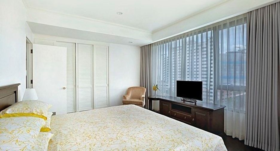 Wohnung zur Miete mit 3 Zimmer in Khlong San, Bangkok