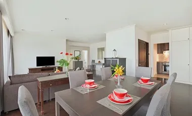 For rent 3 bedrooms condo in Khlong San, Bangkok