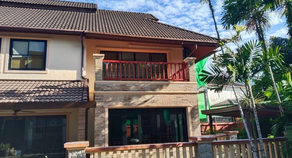 For sale 3 bedrooms villa in Thalang, Phuket