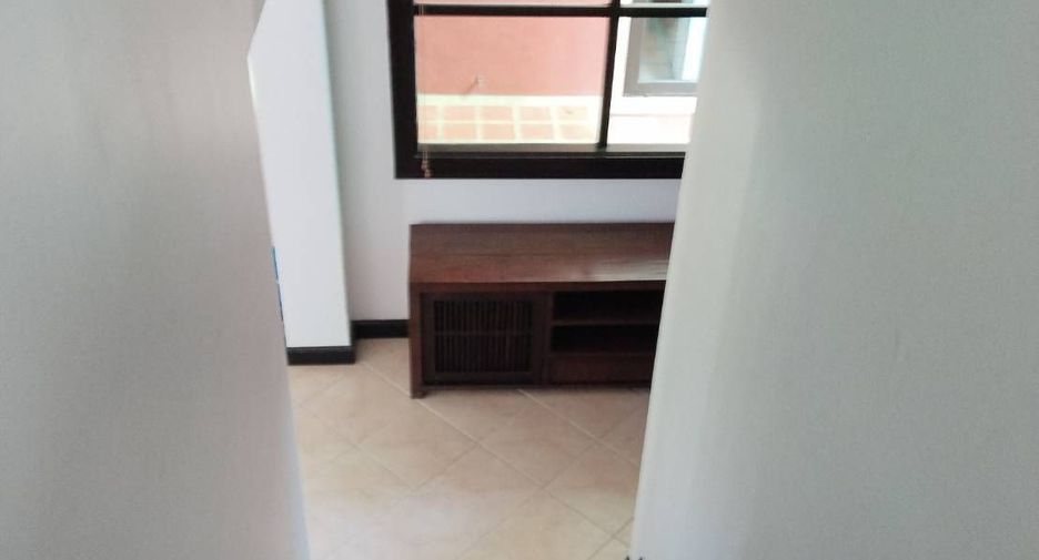 For sale 3 bedrooms villa in Thalang, Phuket