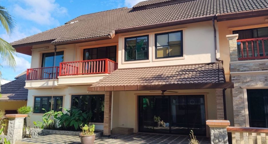 For sale 3 bedrooms villa in Thalang, Phuket